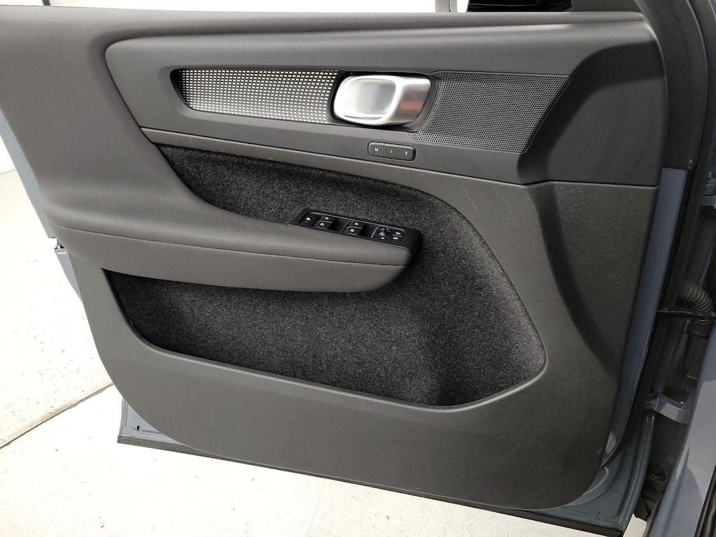used 2023 Volvo XC40 car, priced at $33,998