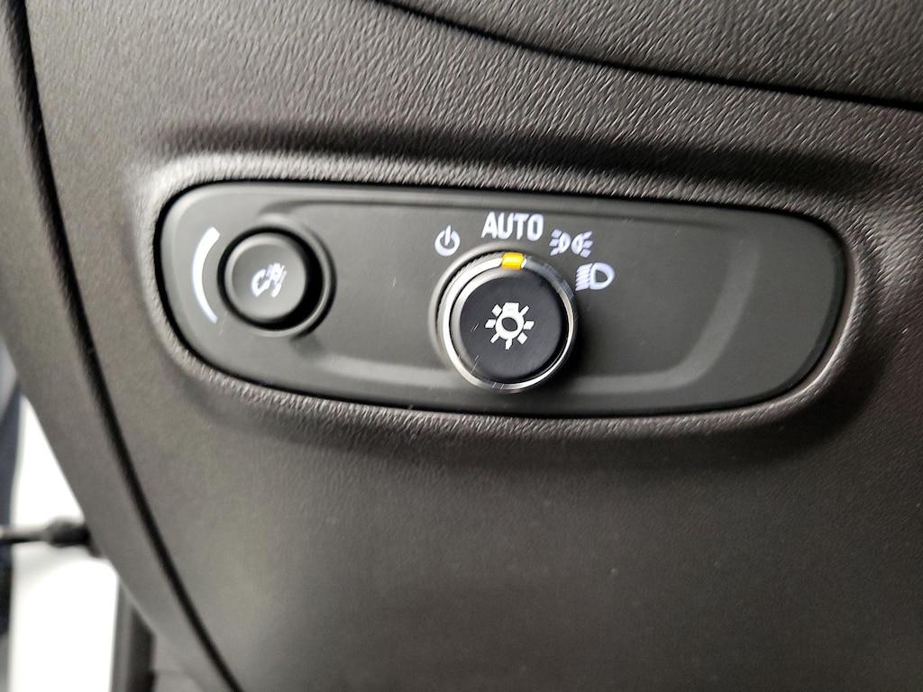 used 2023 Chevrolet Equinox car, priced at $22,998