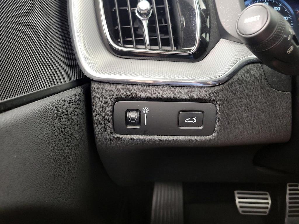 used 2018 Volvo XC60 car, priced at $23,998