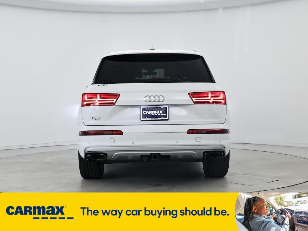 used 2019 Audi Q7 car, priced at $30,998