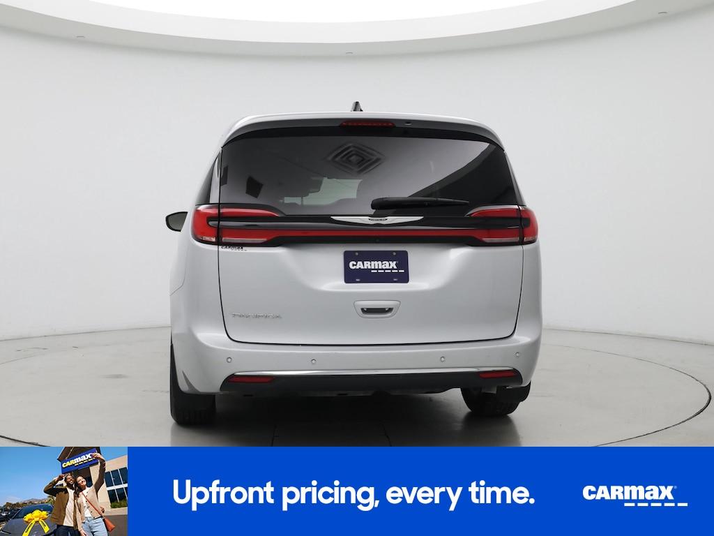 used 2023 Chrysler Pacifica car, priced at $34,998
