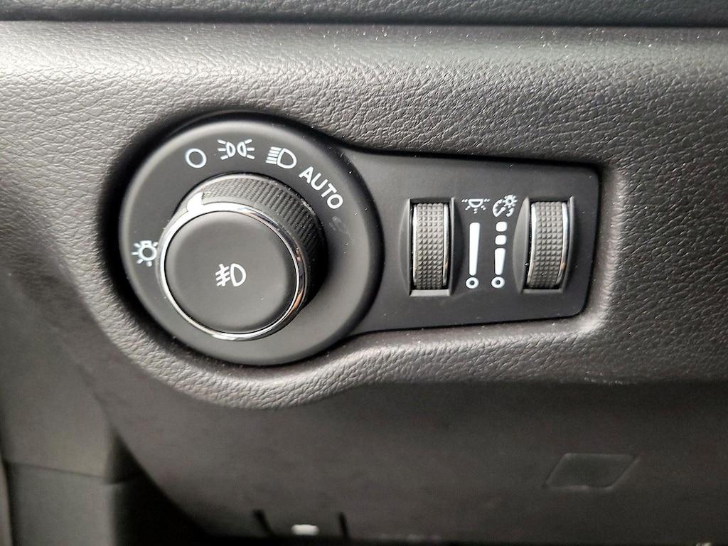used 2023 Chrysler Pacifica car, priced at $34,998