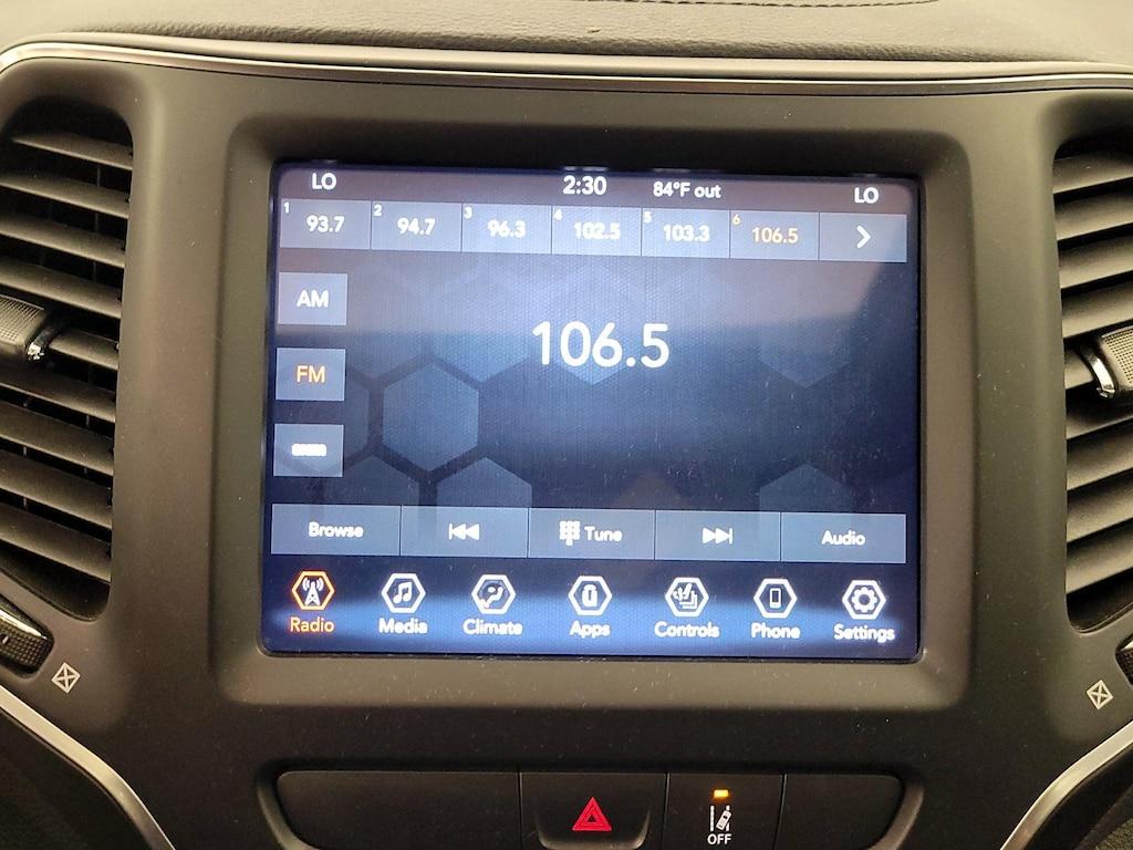 used 2022 Jeep Cherokee car, priced at $24,998