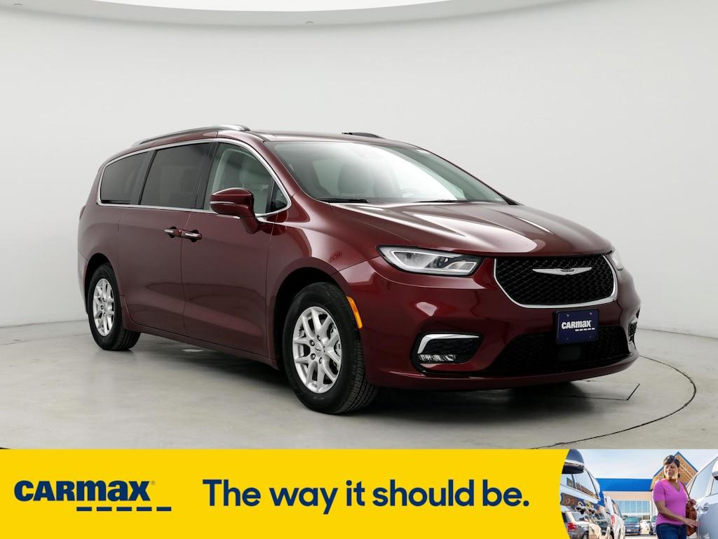 used 2021 Chrysler Pacifica car, priced at $32,998