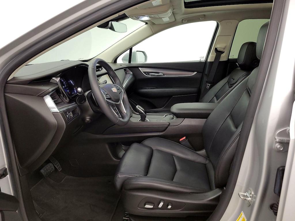 used 2017 Cadillac XT5 car, priced at $22,998