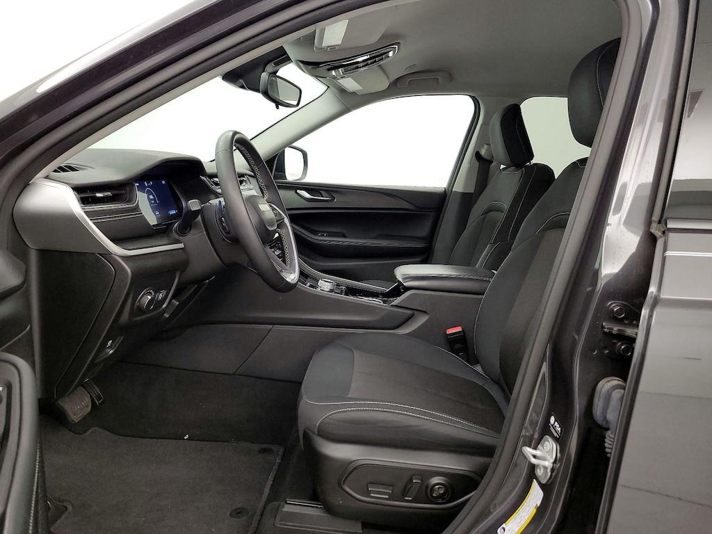 used 2023 Jeep Grand Cherokee car, priced at $29,998