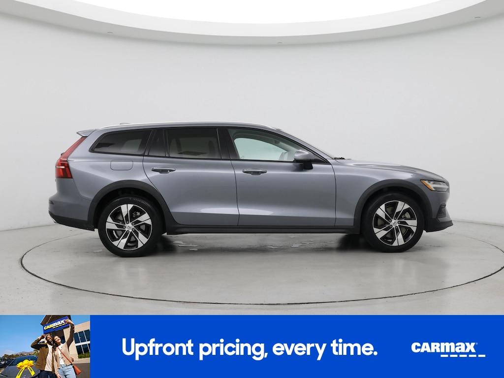 used 2020 Volvo V60 Cross Country car, priced at $30,998
