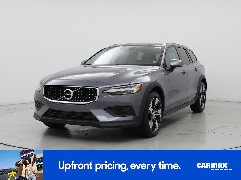 used 2020 Volvo V60 Cross Country car, priced at $30,998