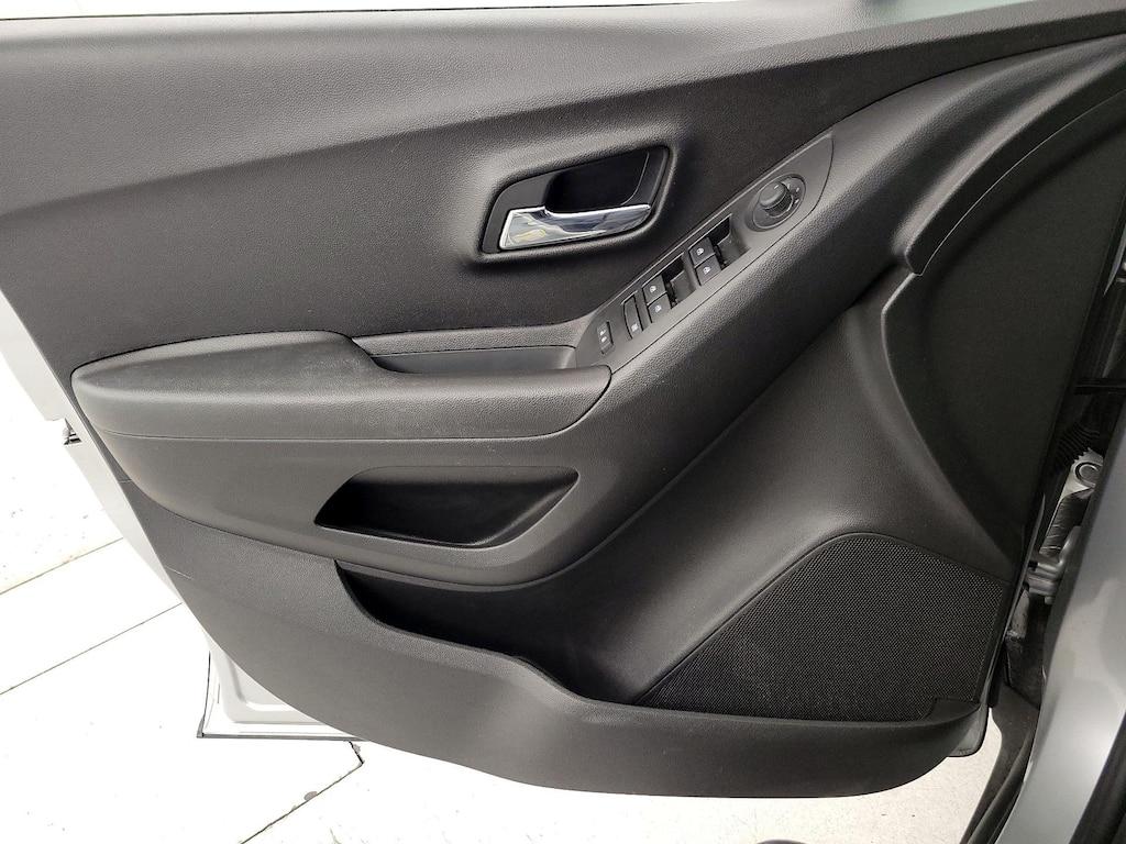 used 2019 Chevrolet Trax car, priced at $16,998