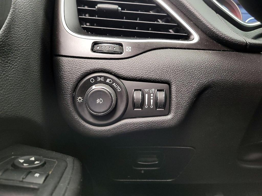 used 2019 Jeep Cherokee car, priced at $20,998