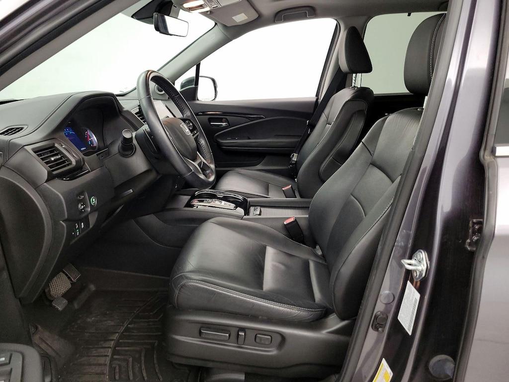used 2022 Honda Pilot car, priced at $35,998