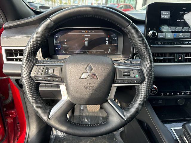 used 2023 Mitsubishi Outlander car, priced at $25,981