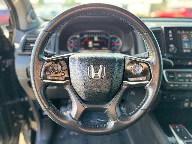 used 2020 Honda Pilot car, priced at $30,999