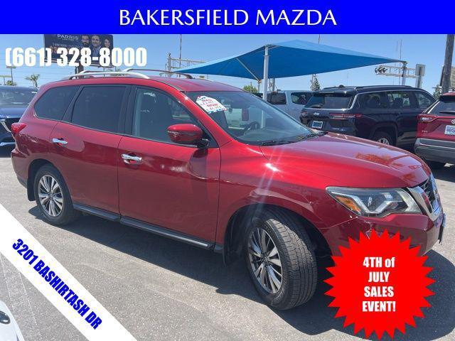 used 2020 Nissan Pathfinder car, priced at $19,879