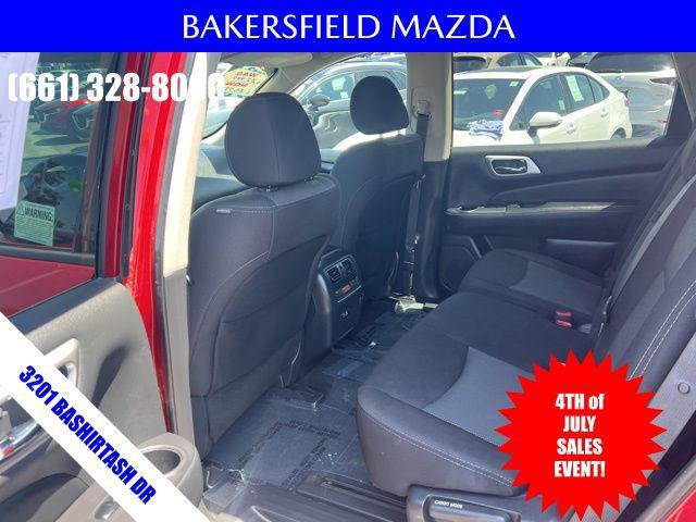 used 2020 Nissan Pathfinder car, priced at $19,879
