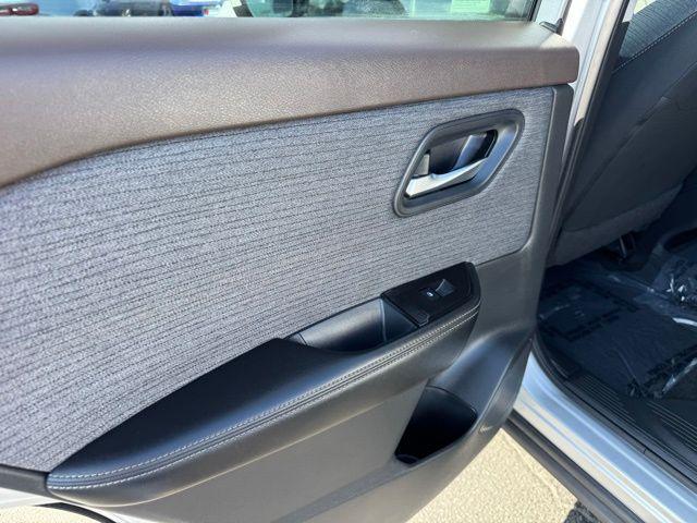 used 2023 Nissan Rogue car, priced at $22,295