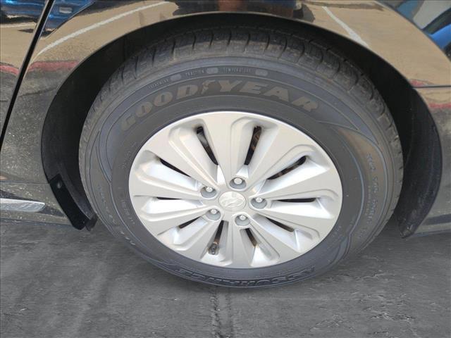 used 2017 Hyundai Sonata Hybrid car, priced at $11,395