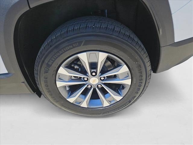 new 2026 Chevrolet Equinox car, priced at $24,995