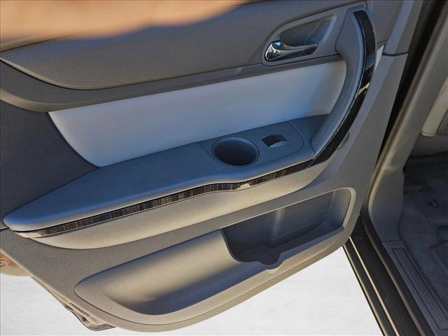 used 2015 GMC Acadia car, priced at $9,995