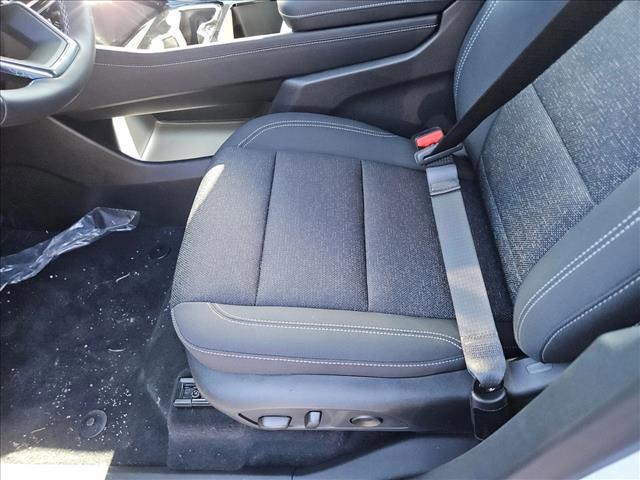 new 2026 Chevrolet Traverse car, priced at $40,499