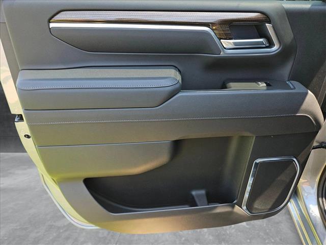 new 2025 Chevrolet Silverado 2500 car, priced at $69,912