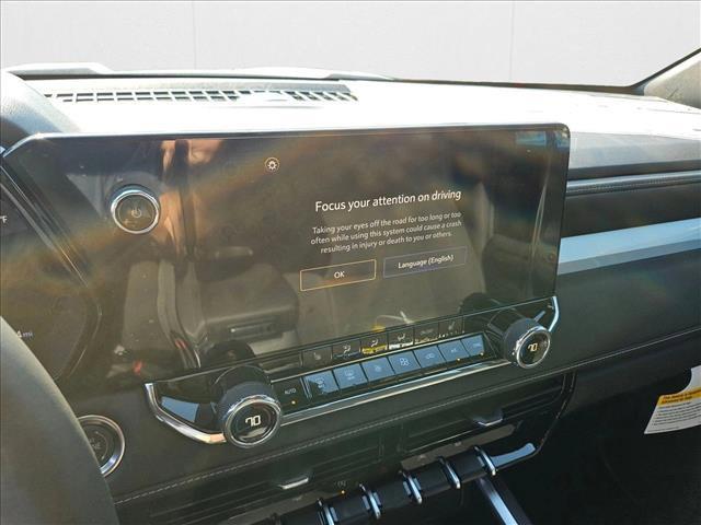 new 2026 Chevrolet Colorado car, priced at $32,999
