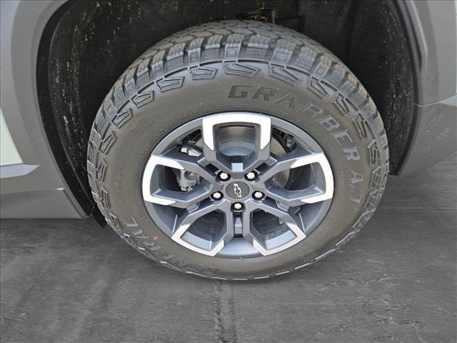 new 2026 Chevrolet Equinox car, priced at $32,395