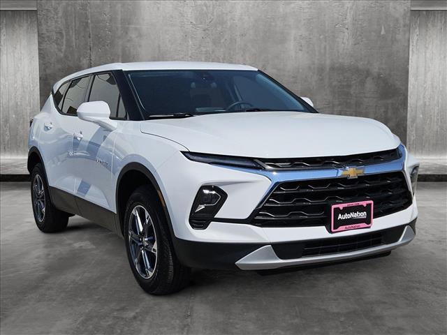 new 2025 Chevrolet Blazer car, priced at $32,995