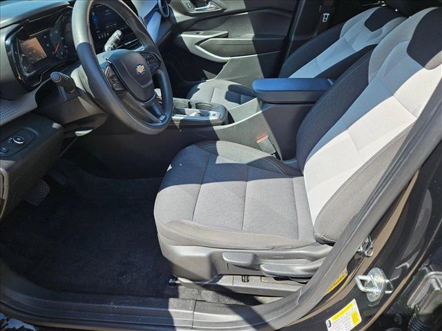 used 2024 Chevrolet Trax car, priced at $20,889