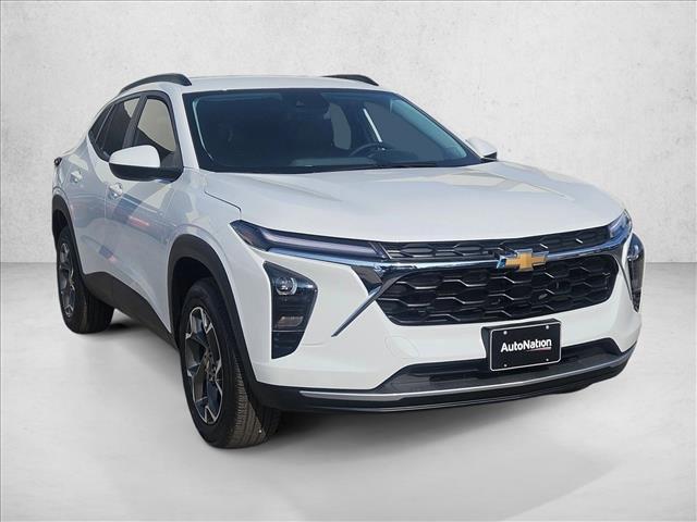 new 2026 Chevrolet Trax car, priced at $25,885