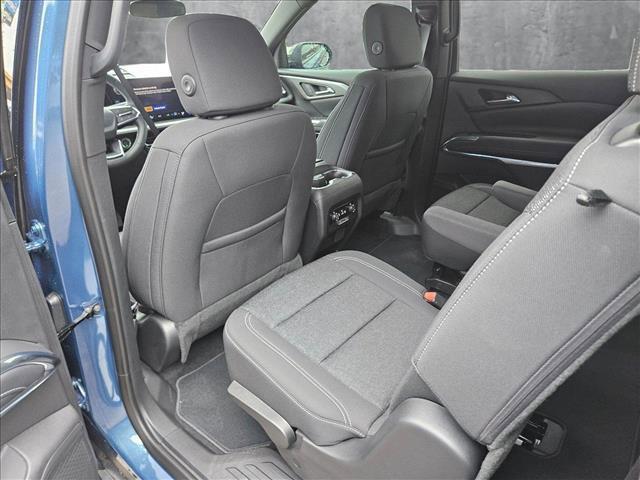 new 2025 Chevrolet Traverse car, priced at $44,980