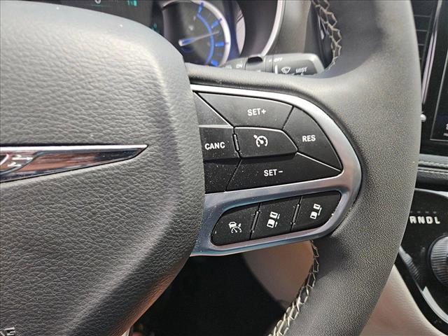 used 2023 Chrysler Pacifica Hybrid car, priced at $26,495