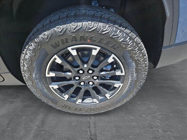 new 2025 Chevrolet Traverse car, priced at $51,295