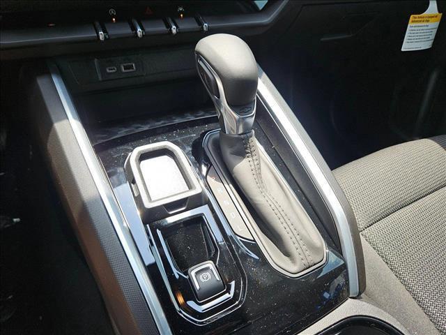 new 2025 Chevrolet Colorado car, priced at $32,395