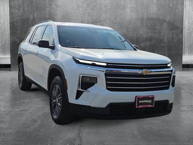 new 2025 Chevrolet Traverse car, priced at $42,095