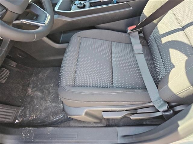 new 2026 Chevrolet Equinox car, priced at $27,999