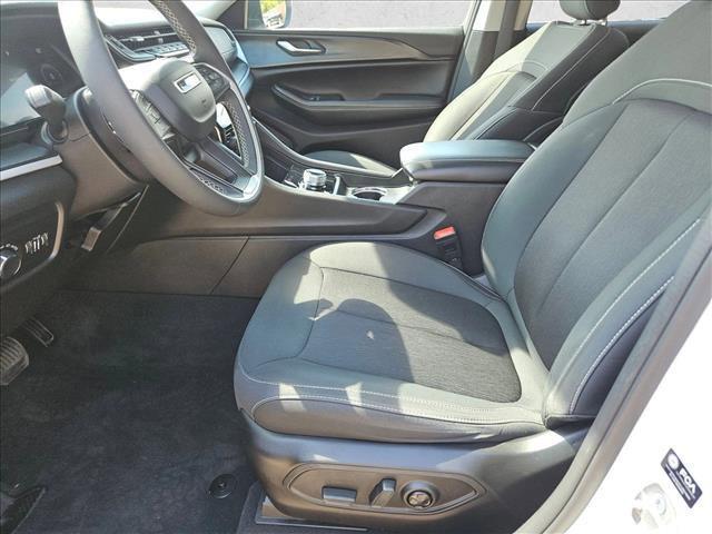 used 2024 Jeep Grand Cherokee car, priced at $28,495