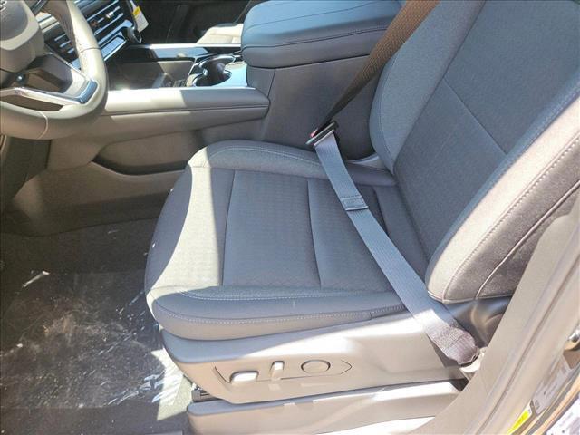 new 2025 Chevrolet Suburban car, priced at $65,295