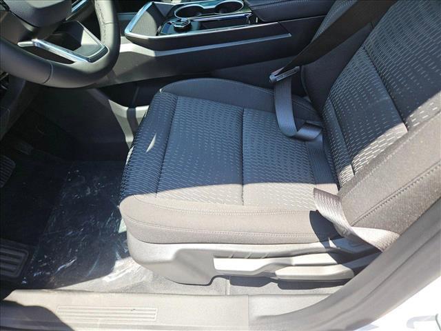 new 2026 Chevrolet Equinox car, priced at $29,995