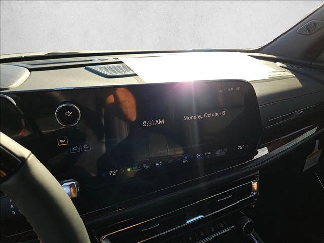 new 2026 Chevrolet Traverse car, priced at $57,017