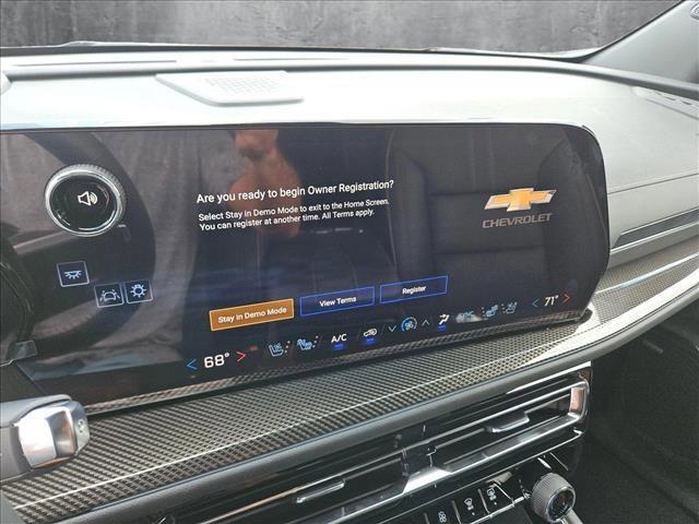 new 2025 Chevrolet Traverse car, priced at $56,795