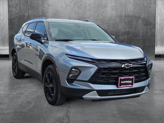 new 2025 Chevrolet Blazer car, priced at $38,555