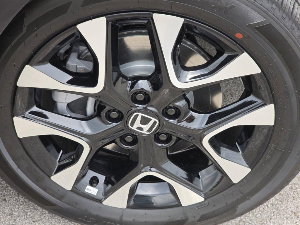 new 2026 Honda HR-V car, priced at $31,946