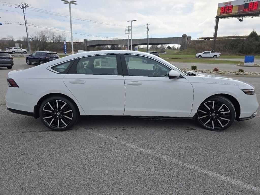 new 2025 Honda Accord Hybrid car, priced at $38,817