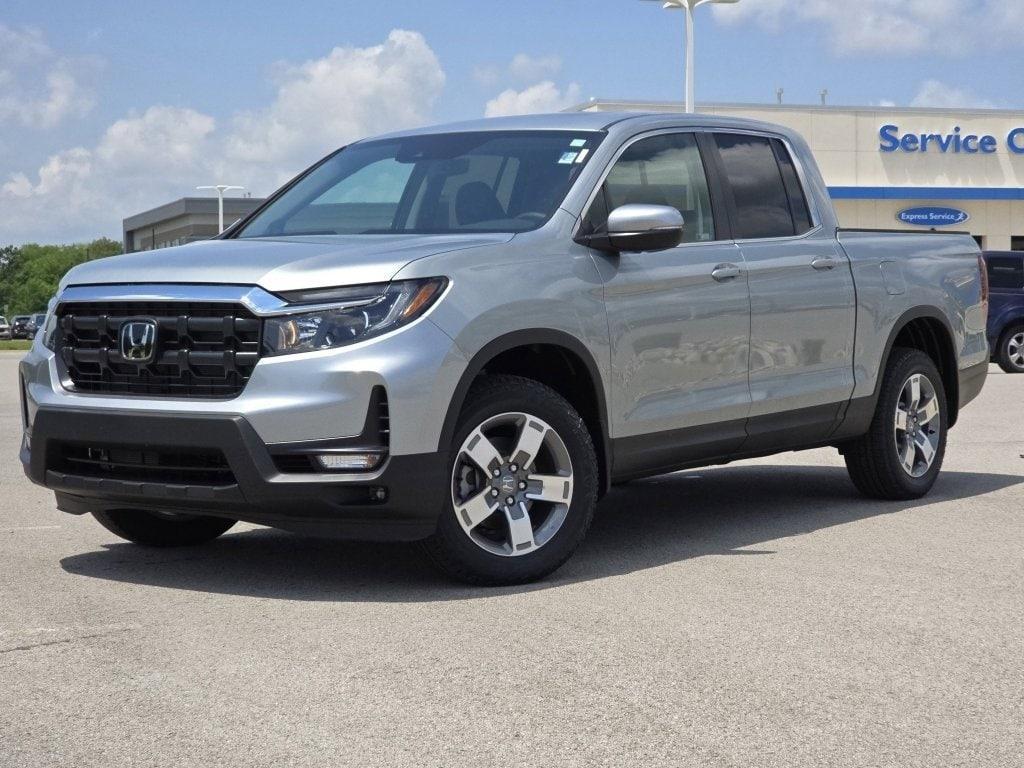 new 2025 Honda Ridgeline car, priced at $42,991