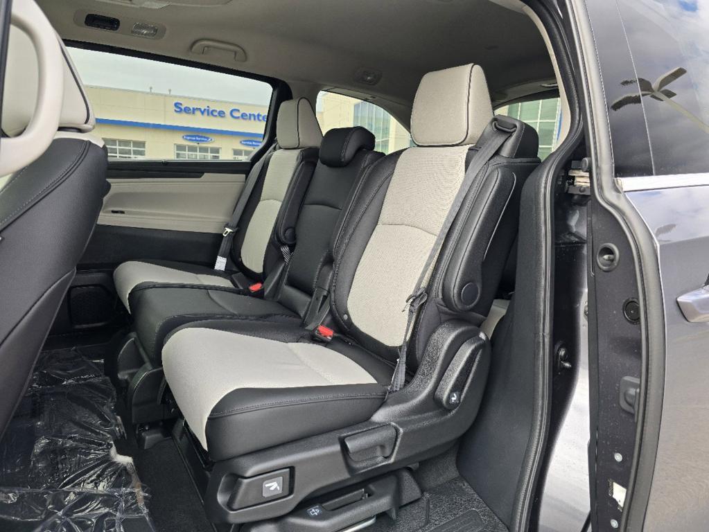 new 2025 Honda Odyssey car, priced at $49,202