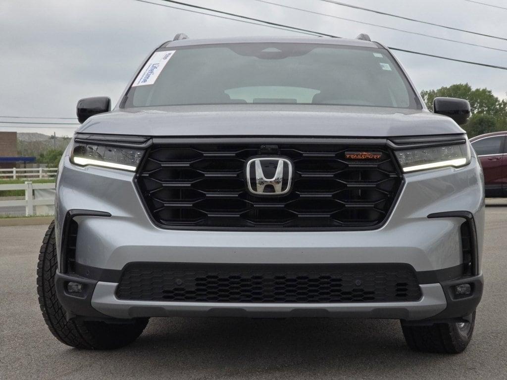 new 2025 Honda Pilot car, priced at $48,787