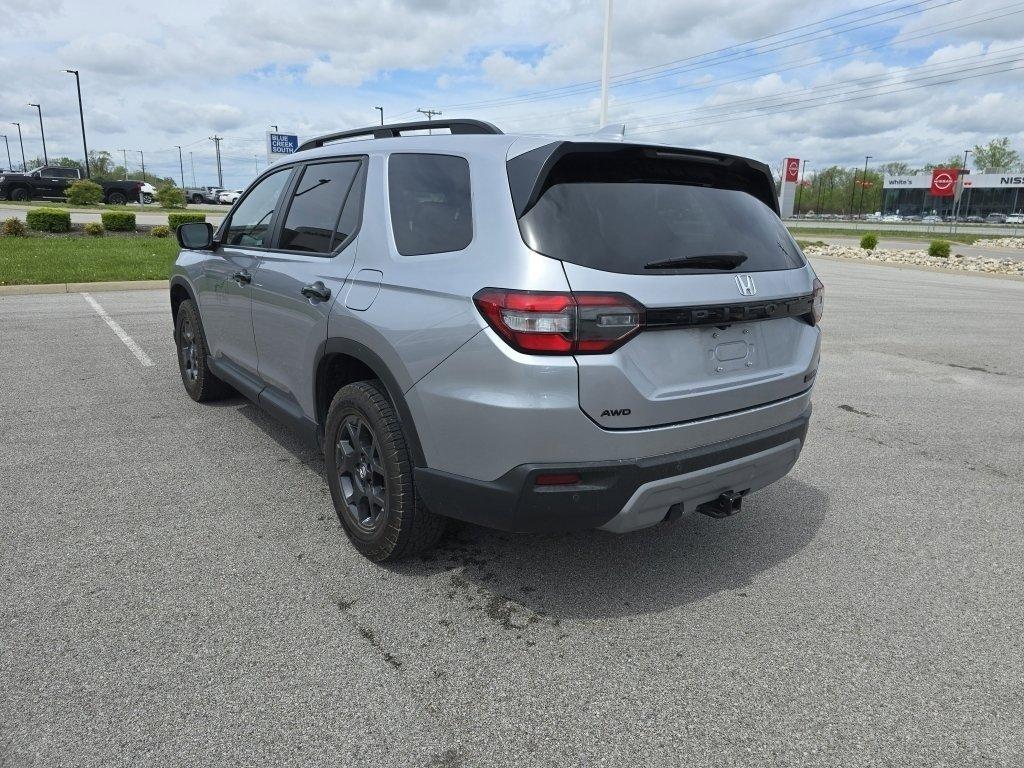 used 2024 Honda Pilot car, priced at $44,988