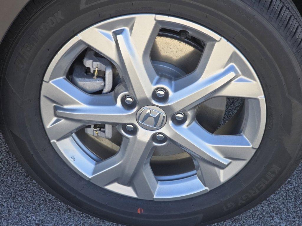 new 2025 Honda HR-V car, priced at $28,176