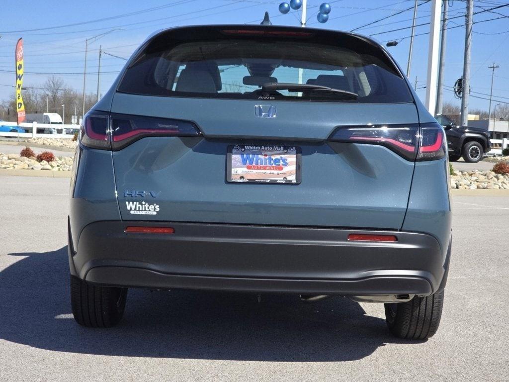 new 2025 Honda HR-V car, priced at $28,176